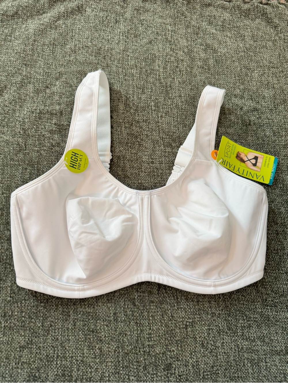 Vanity Fair 78050 2-Ply High Impact Underwire Sports Bra NEW Size 40DD